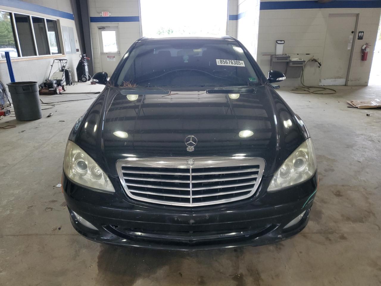 Mercedes-Benz S-Class 550 4matic Image 4