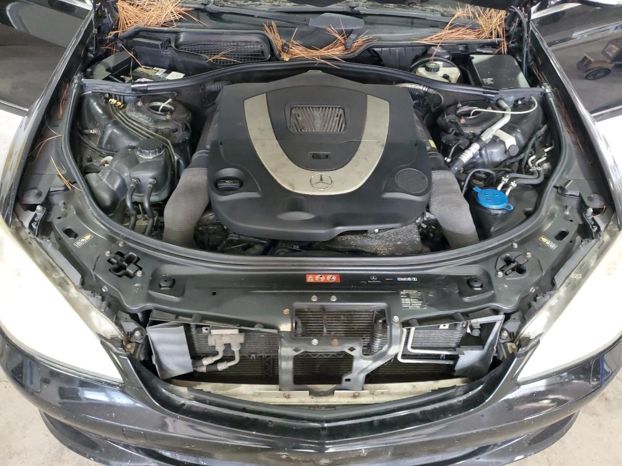 Mercedes-Benz S-Class 550 4matic Image 10