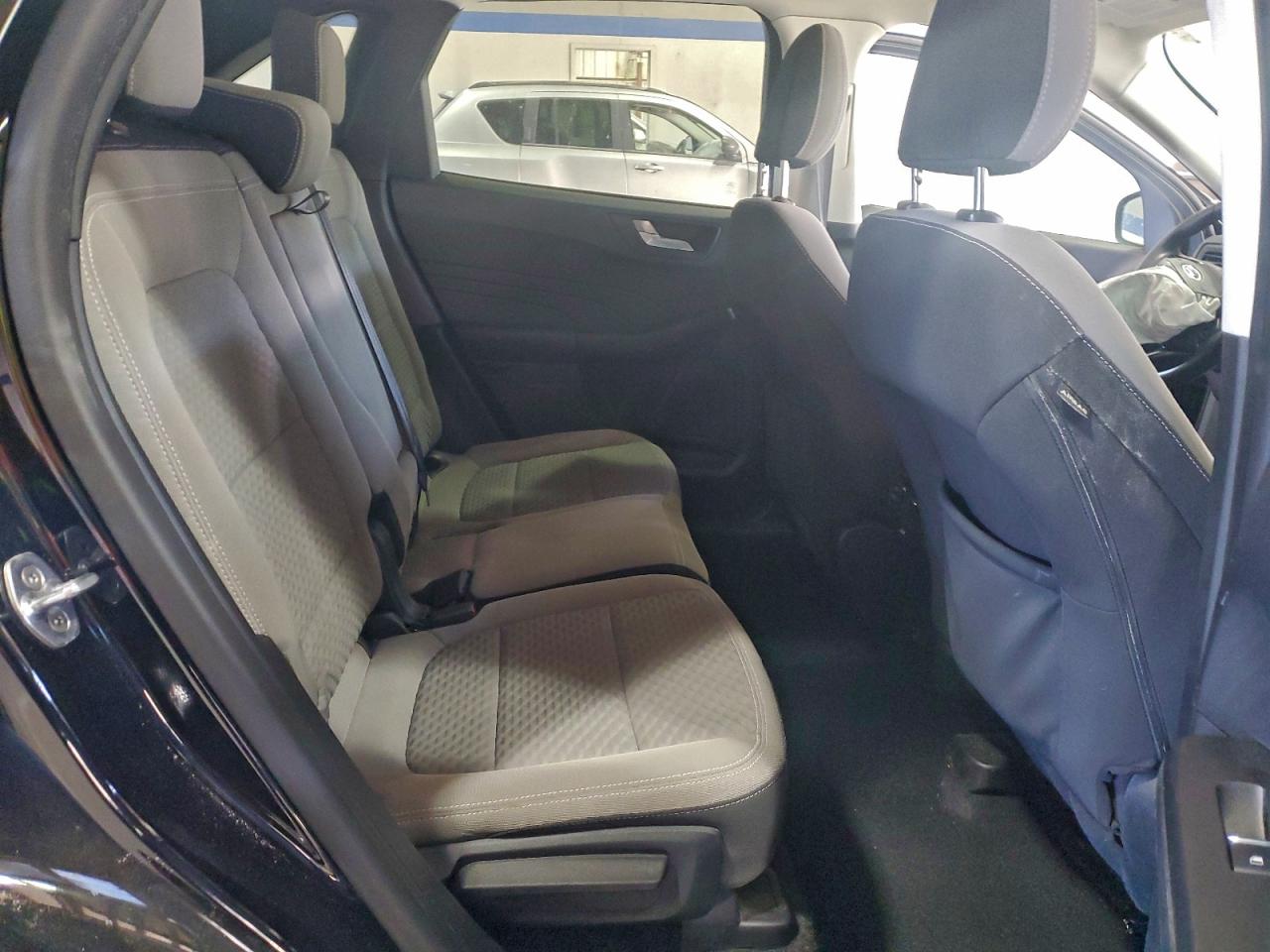 Ford Escape Se Image 10