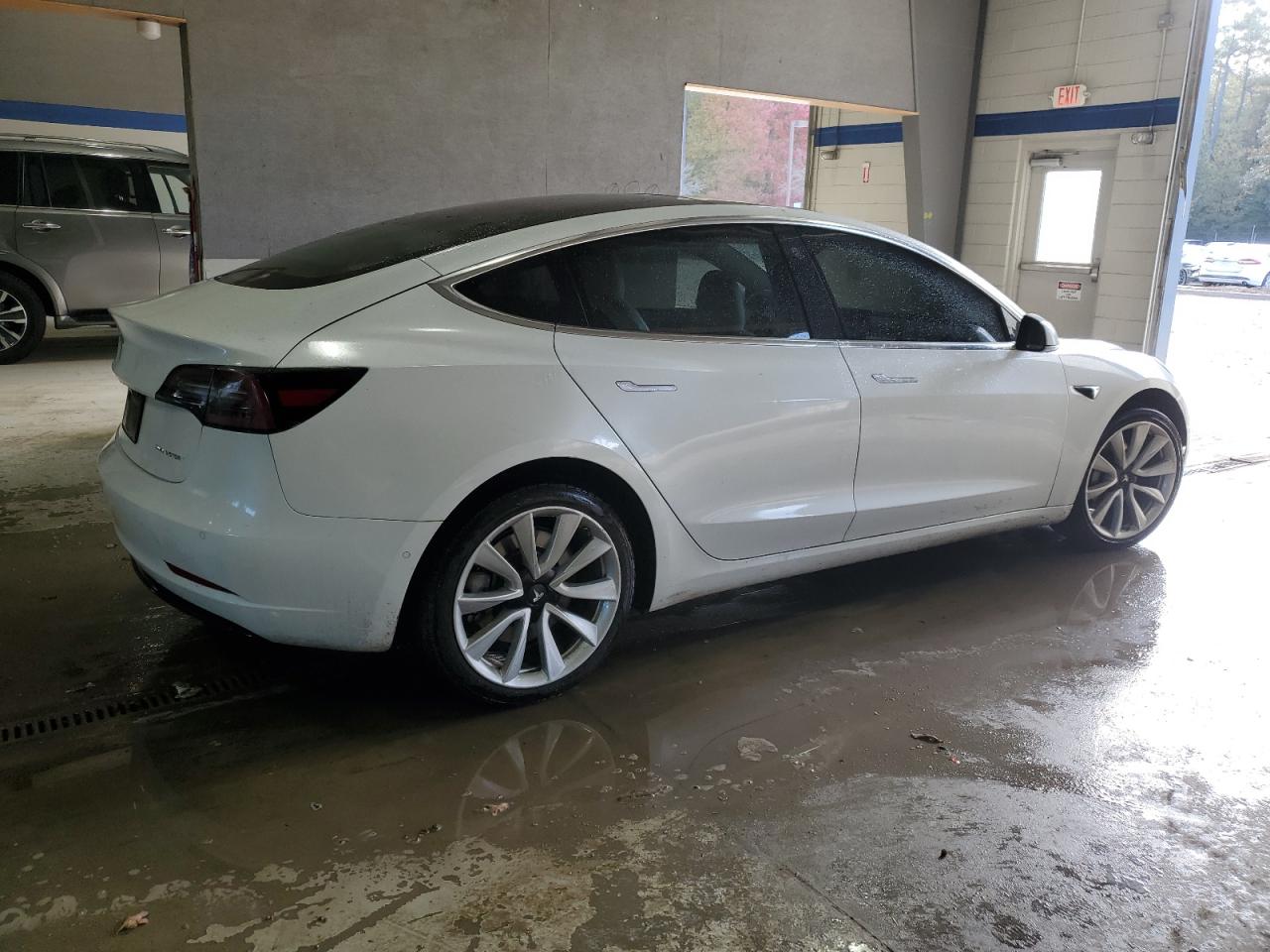Tesla Model 3 Image 2