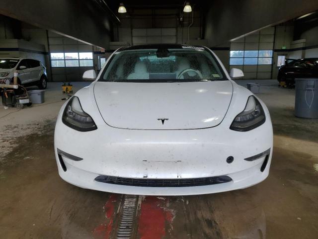 Tesla Model 3 Image 5