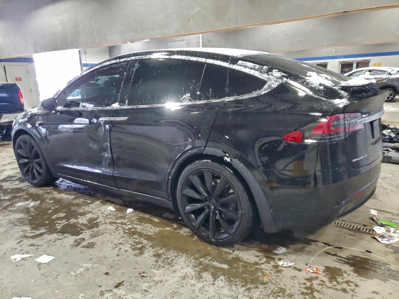 Tesla Model X Image 5