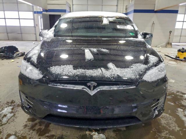 Tesla Model X Image 4