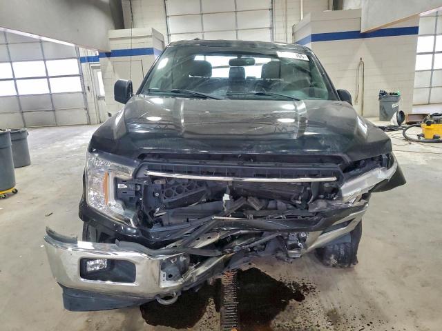 Ford F-150 Supercrew Image 12