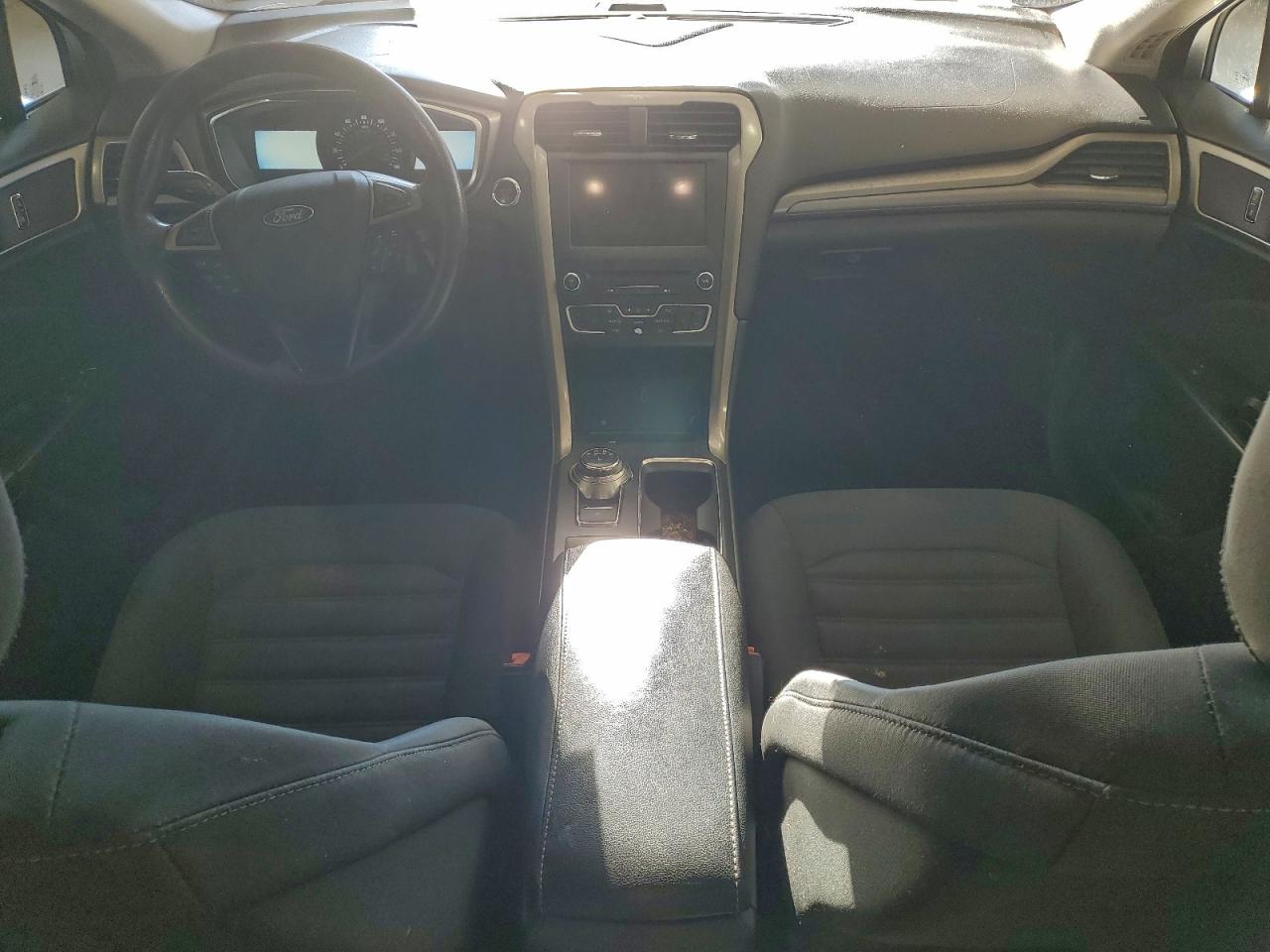 Ford Fusion Se Image 7