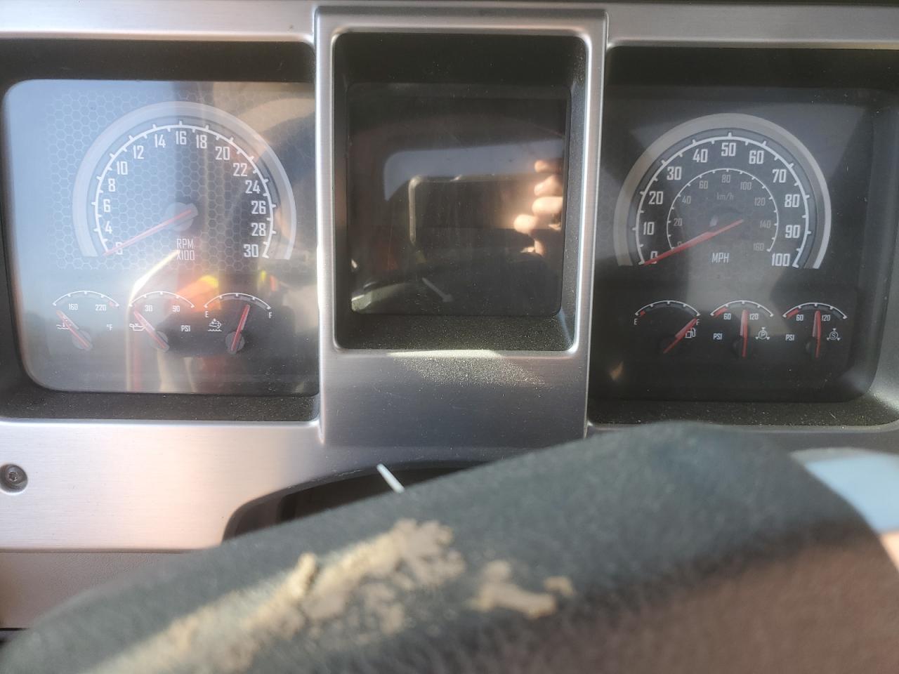 Mack Pinnacle Image 9