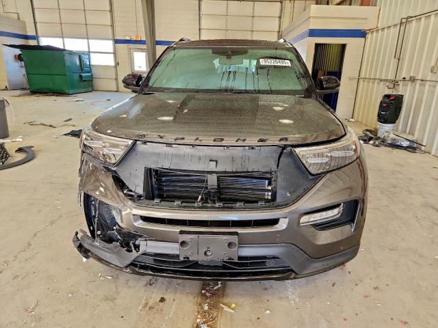 Ford Explorer St Image 3