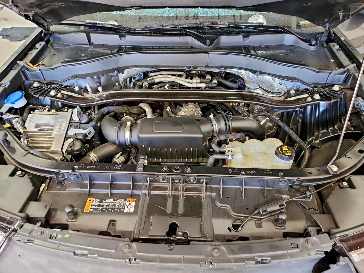 Ford Explorer St Image 13