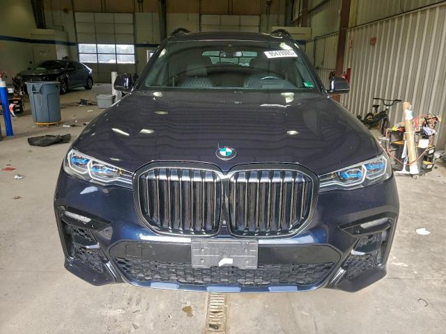 BMW X Series M50i Image 6