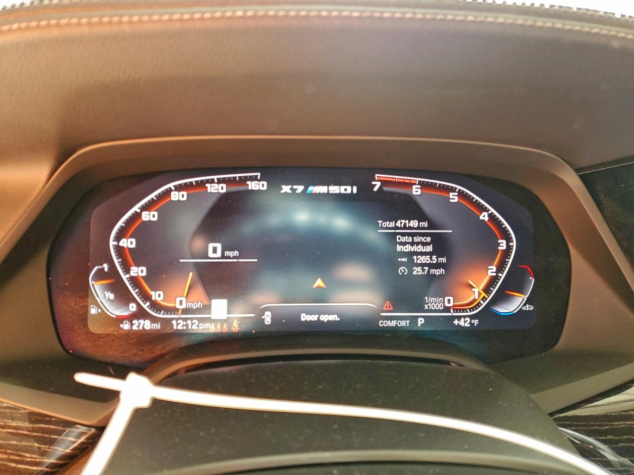 BMW X Series M50i Image 13