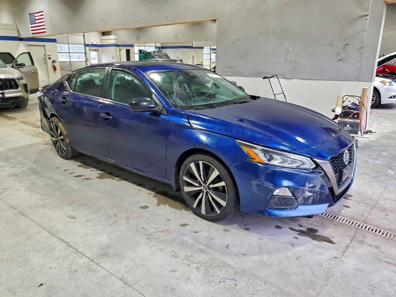 Nissan Altima Sr Image 2