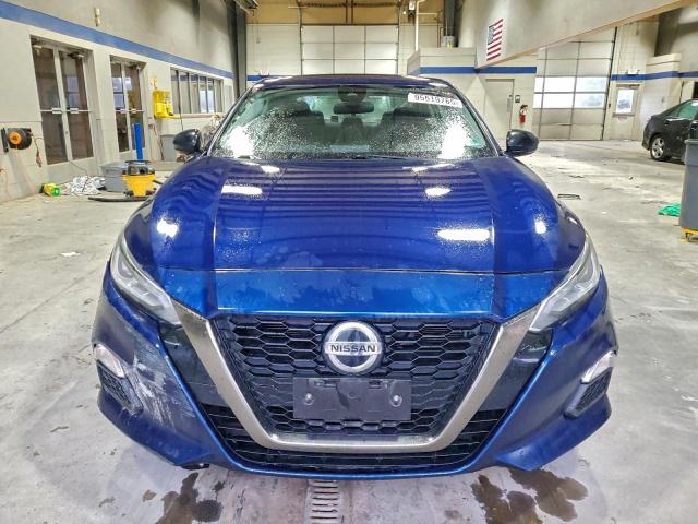 Nissan Altima Sr Image 3