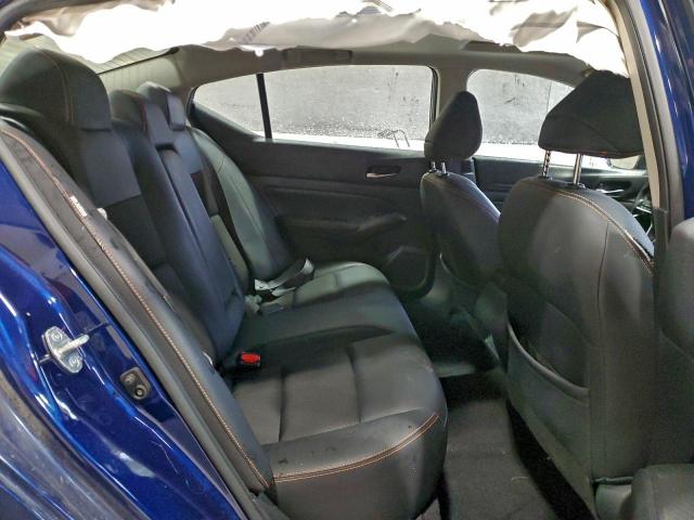 Nissan Altima Sr Image 8