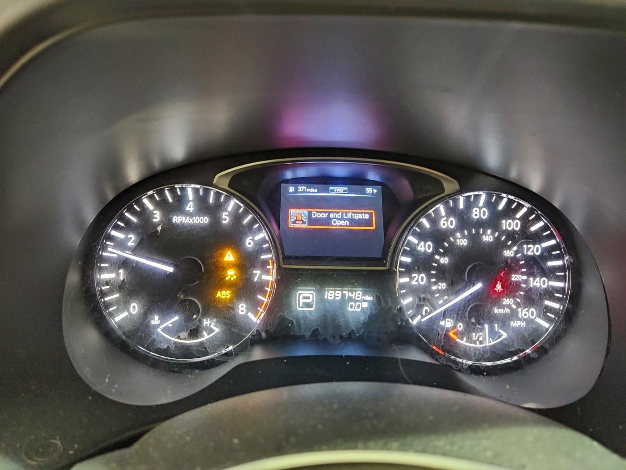 Nissan Pathfinder S Image 7