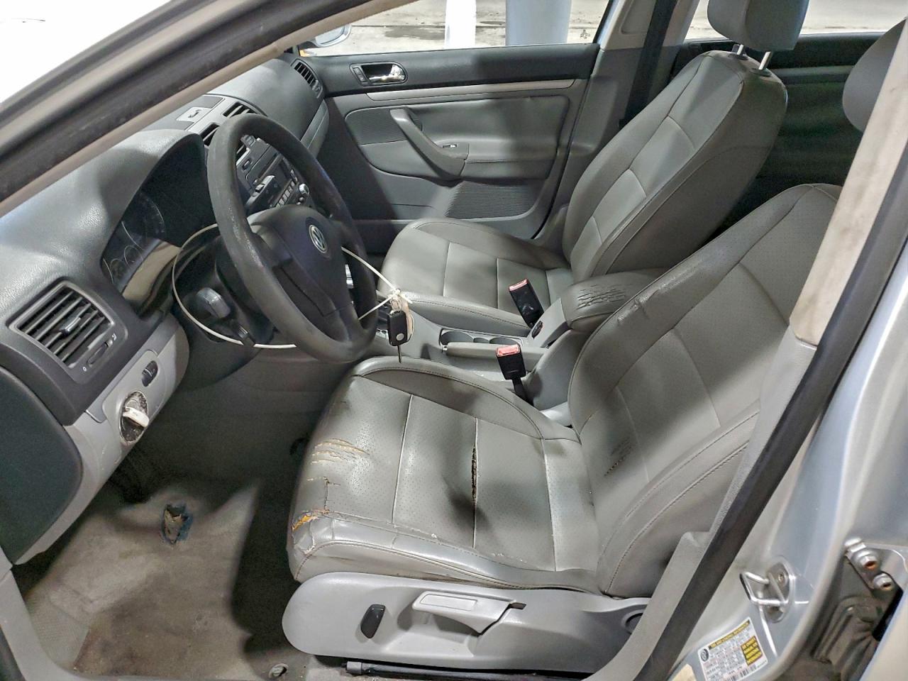 Volkswagen Jetta 2.5l Option Package 1 Image 4