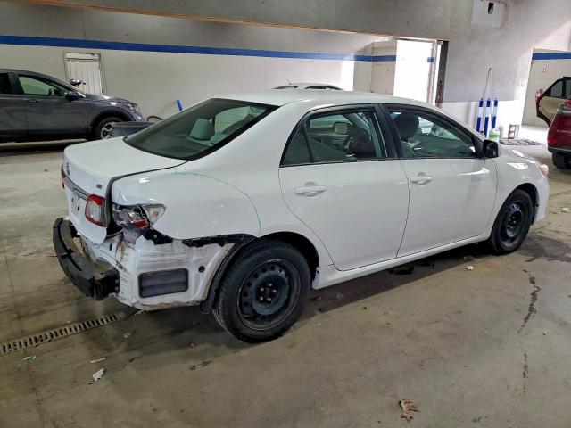 Toyota Corolla Base Image 2