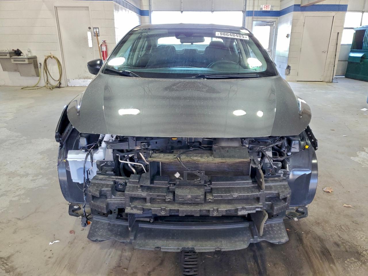 Nissan Versa S Image 9