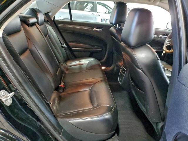 Chrysler 300 Touring L Image 11