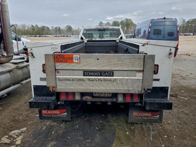 Ford F-450 Super Duty Image 5