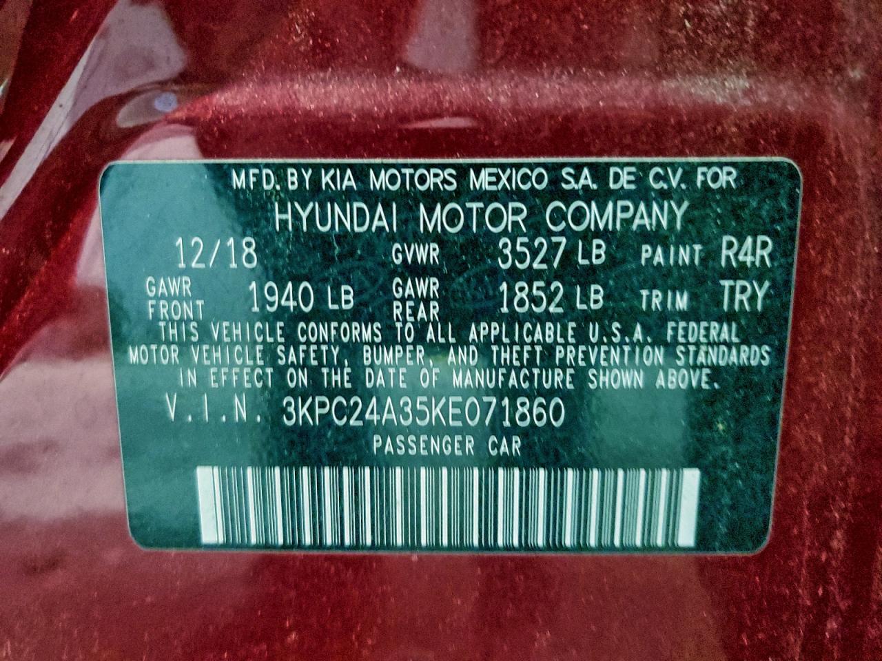 Hyundai ACCENT Se Image 4