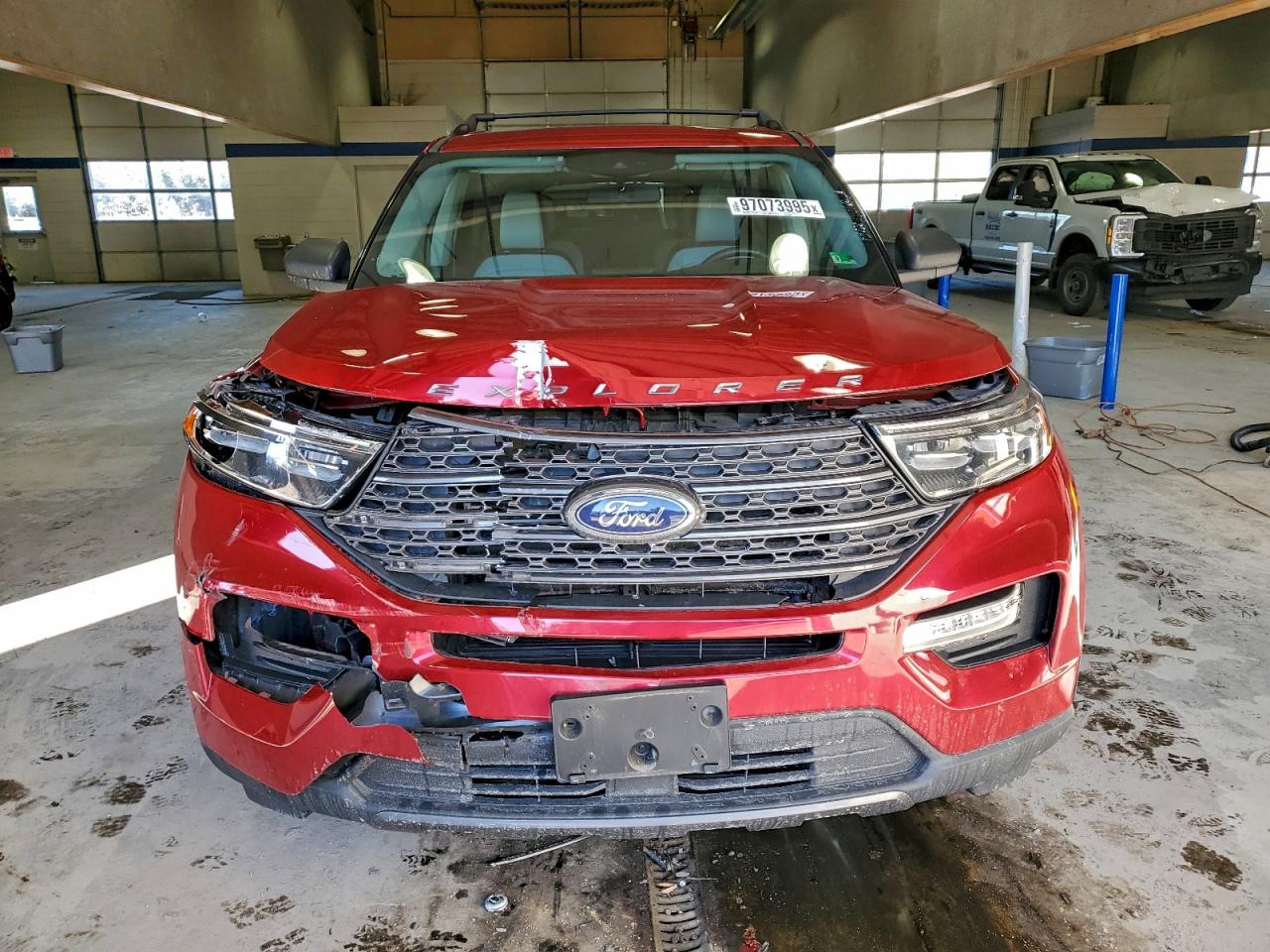 Ford Explorer Xlt Image 11