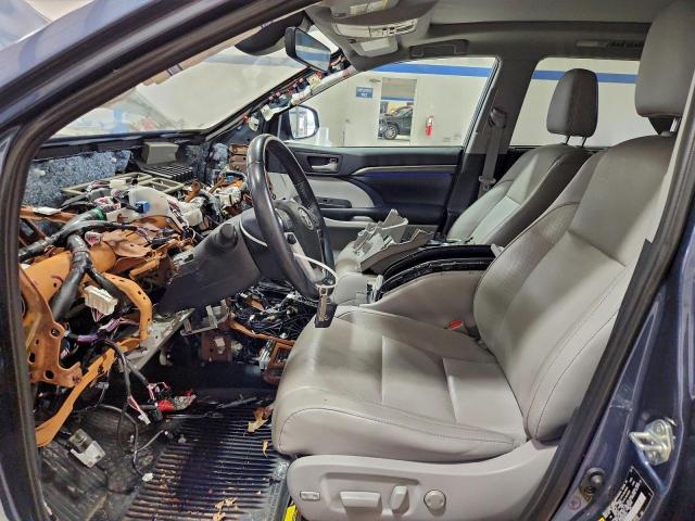 Toyota Highlander Limited Image 7
