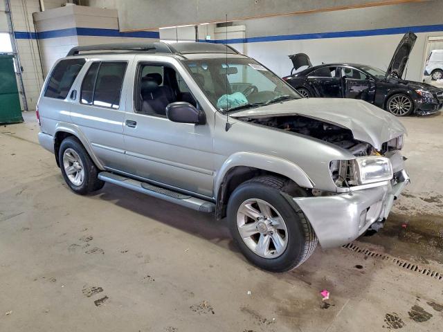 Nissan Pathfinder Le Image 2