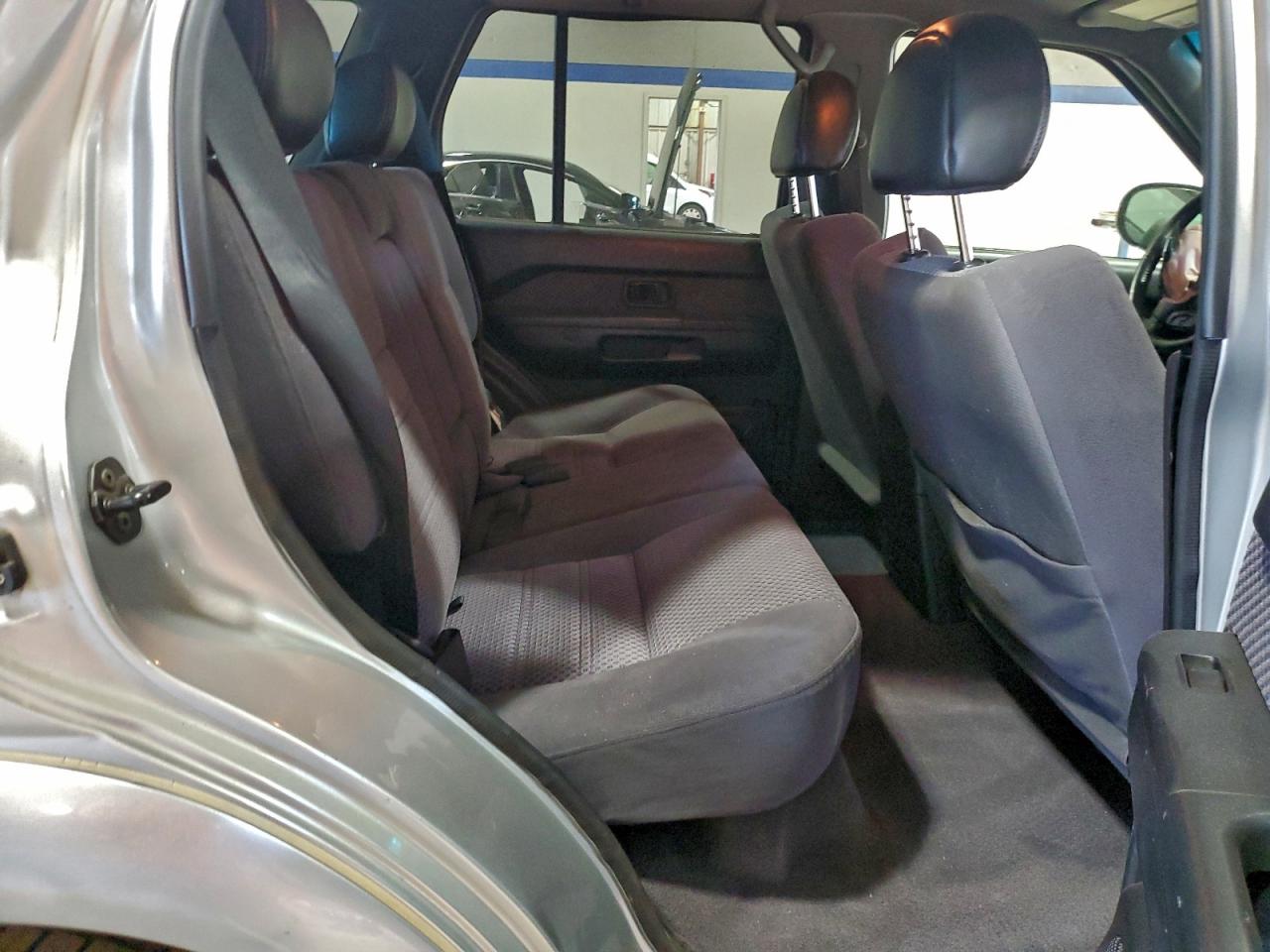 Nissan Pathfinder Le Image 7