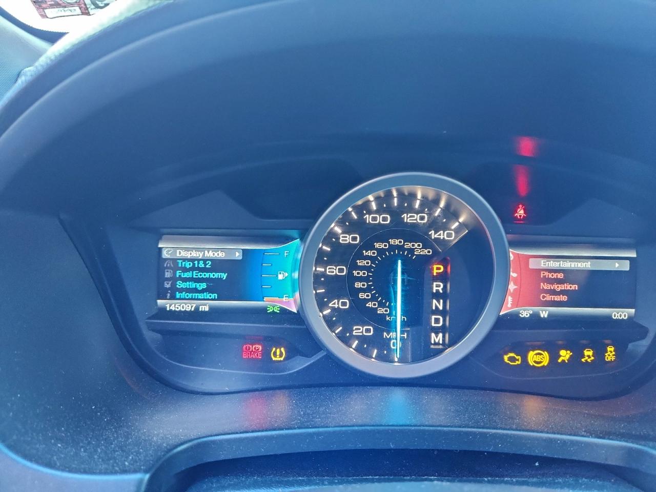 Ford Explorer Limited Image 4