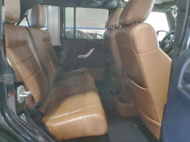 Jeep Wrangler Sahara Image 6