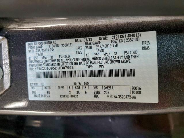 Ford Escape Titanium Image 10