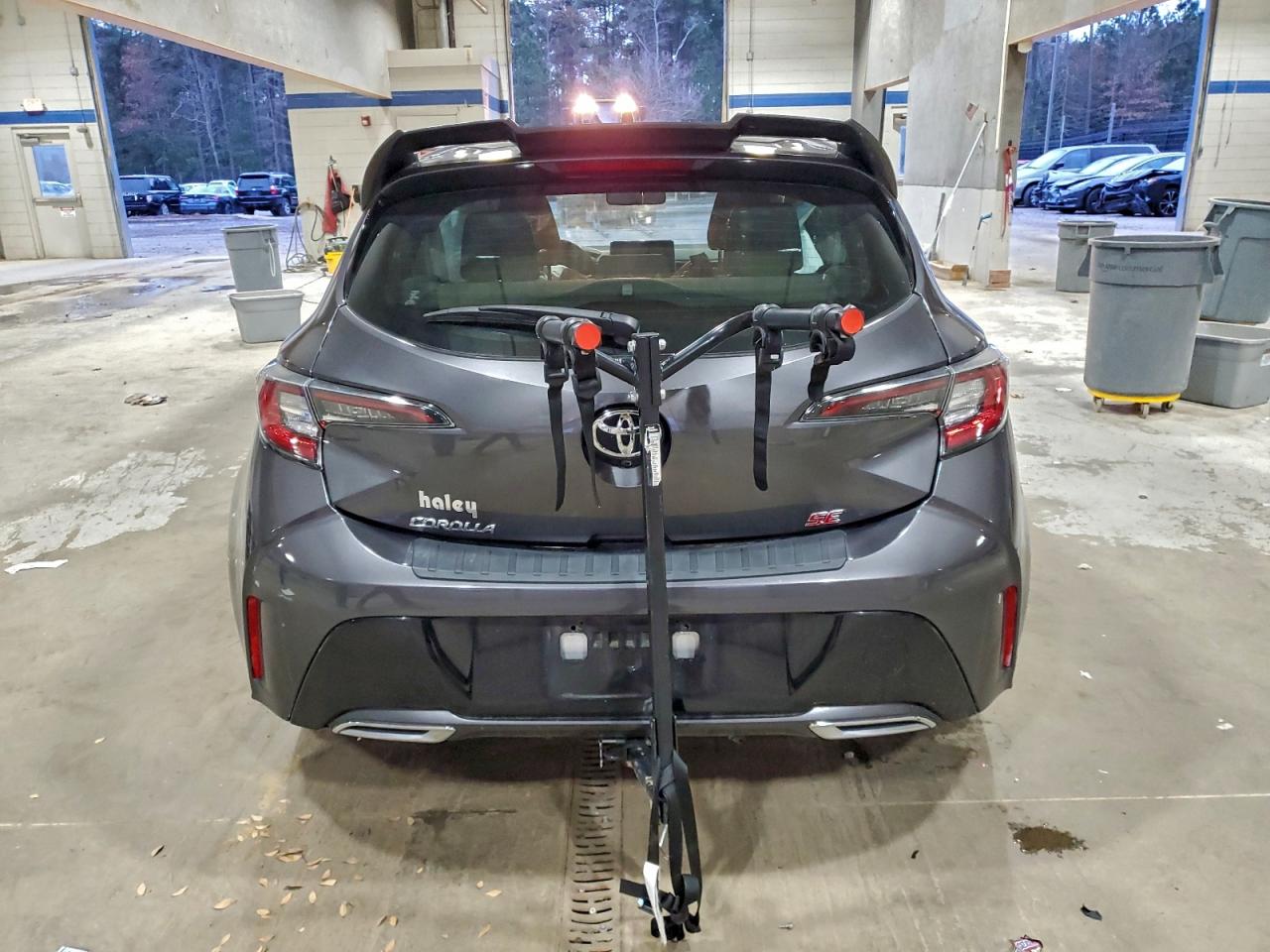 Toyota Corolla Se Image 4