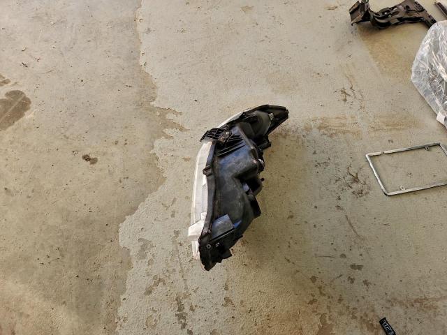 Toyota Corolla Base Image 12