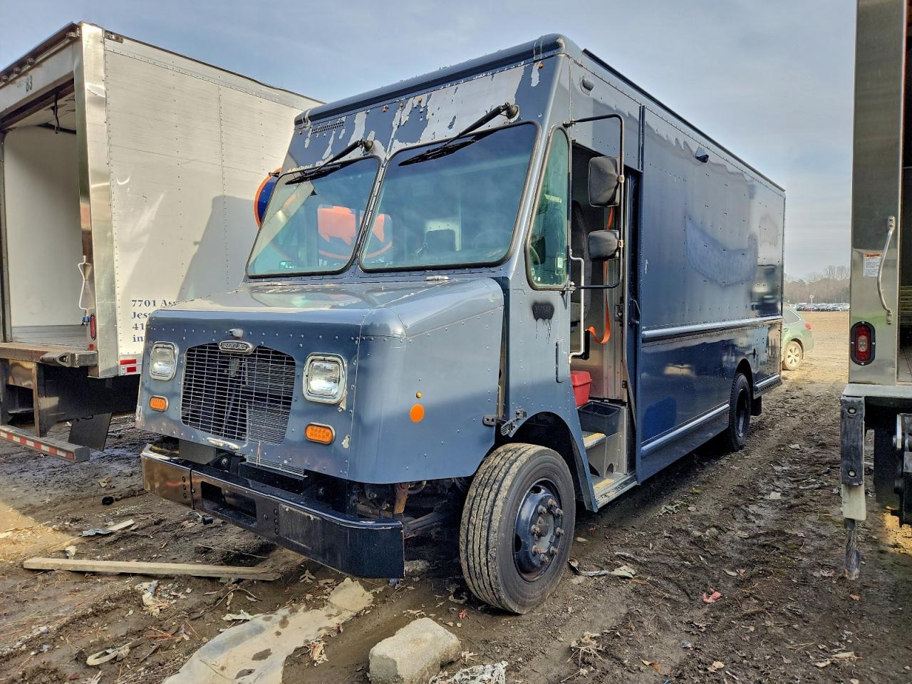 Freightliner Mt45 M Line Walk-in Van Image 1