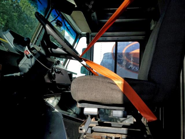 Freightliner Mt45 M Line Walk-in Van Image 10
