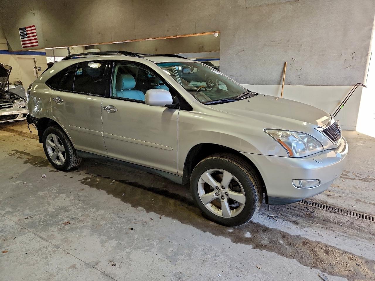 Lexus RX 350 Image 11