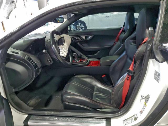 Jaguar F-TYPE Image 9