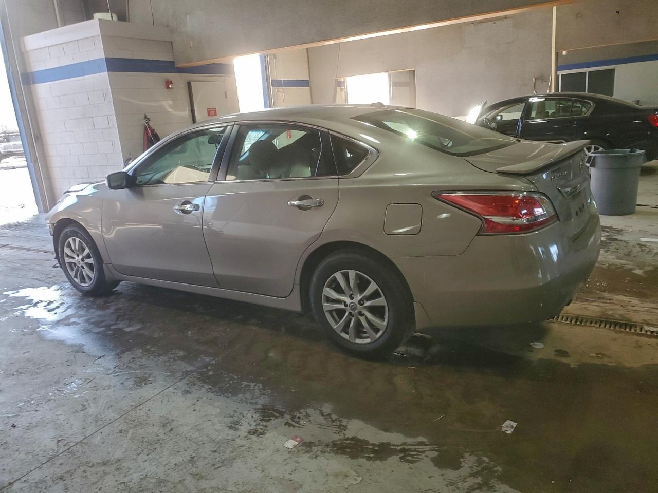 Nissan Altima 2.5 Image 3