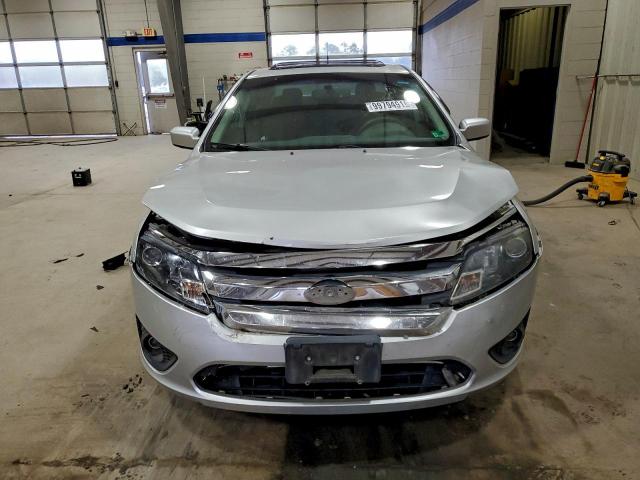 Ford Fusion Se Image 8