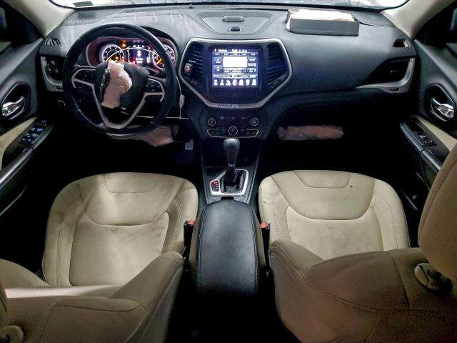 Jeep Grand Cherokee Latitude Image 12