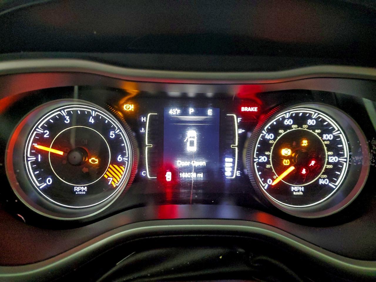 Jeep Grand Cherokee Latitude Image 9