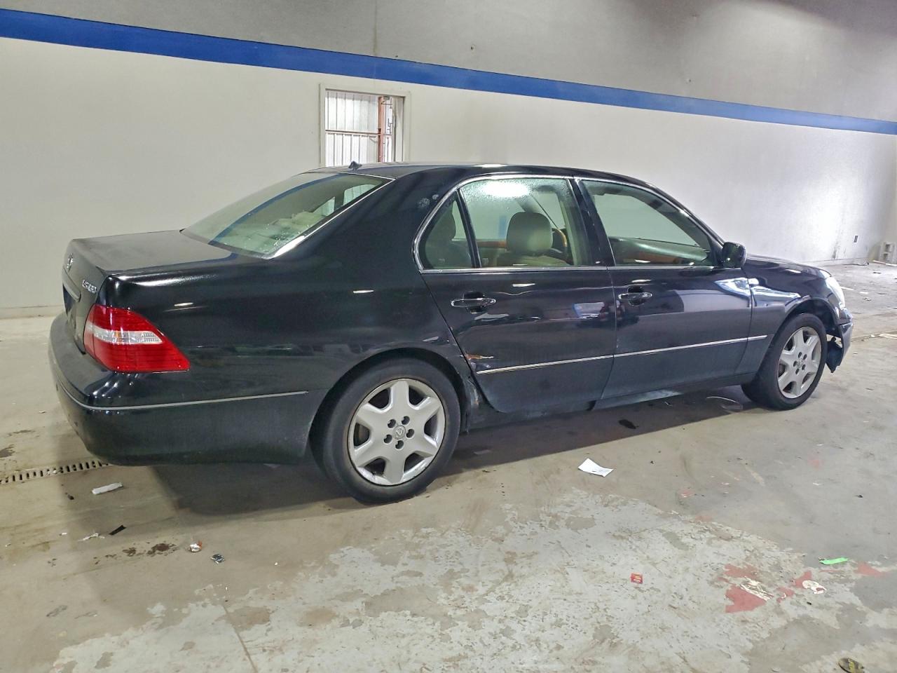 Lexus LS 430 Image 12