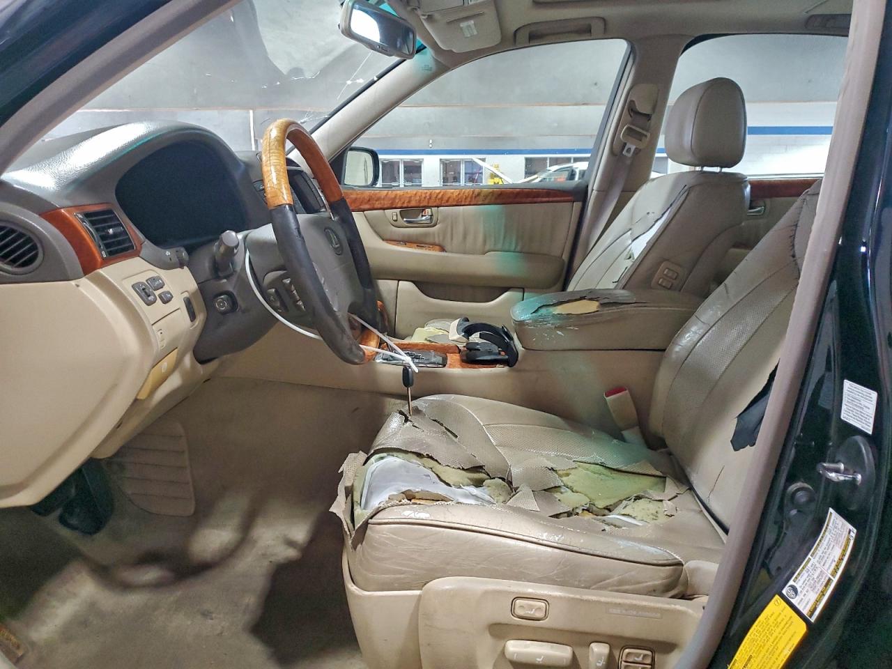 Lexus LS 430 Image 5