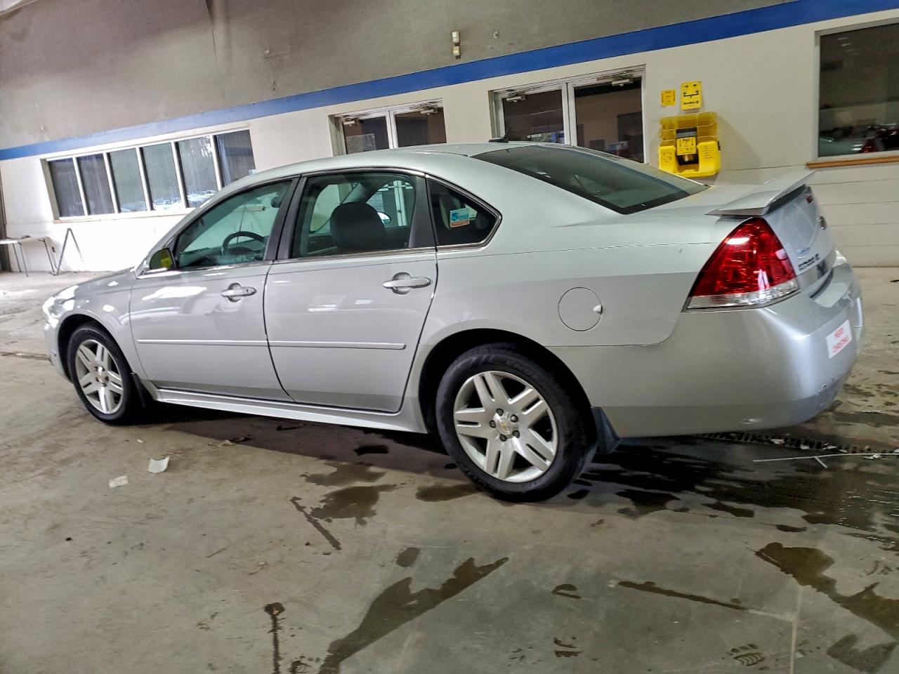 Chevrolet Impala Lt Image 2