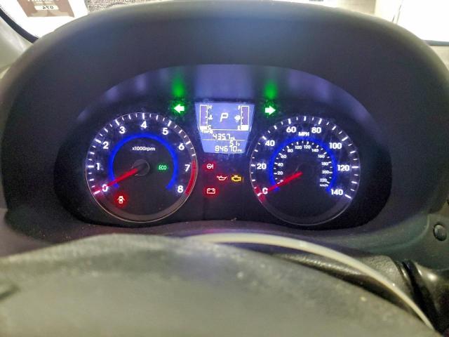 Hyundai ACCENT Se Image 12