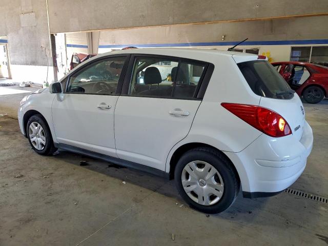 Nissan Versa S Image 3