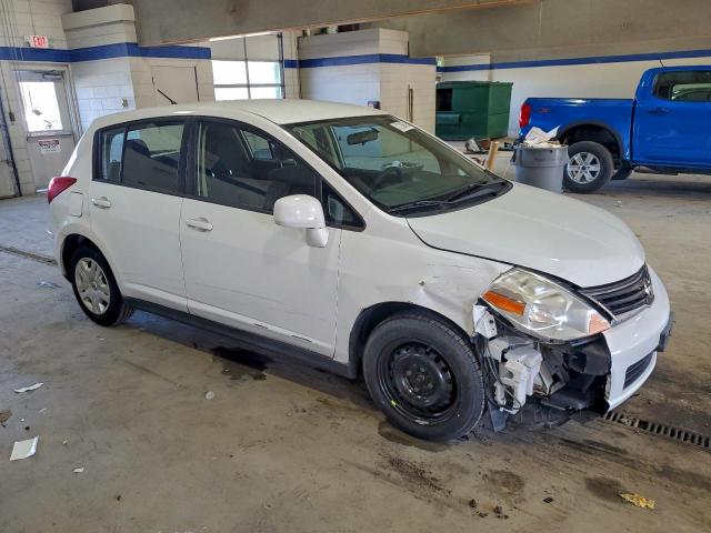 Nissan Versa S Image 5