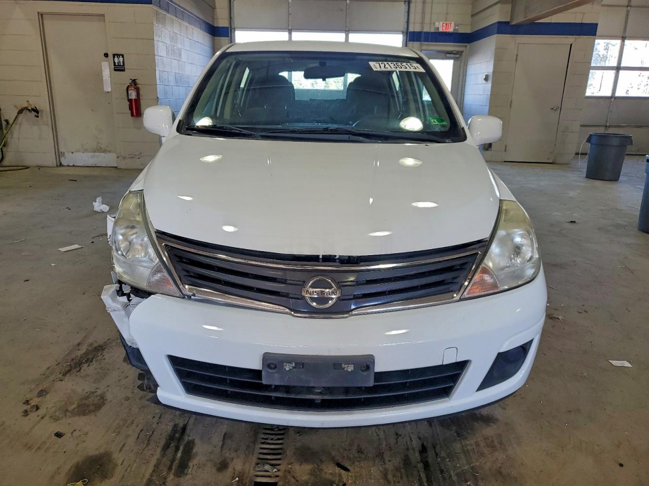 Nissan Versa S Image 9