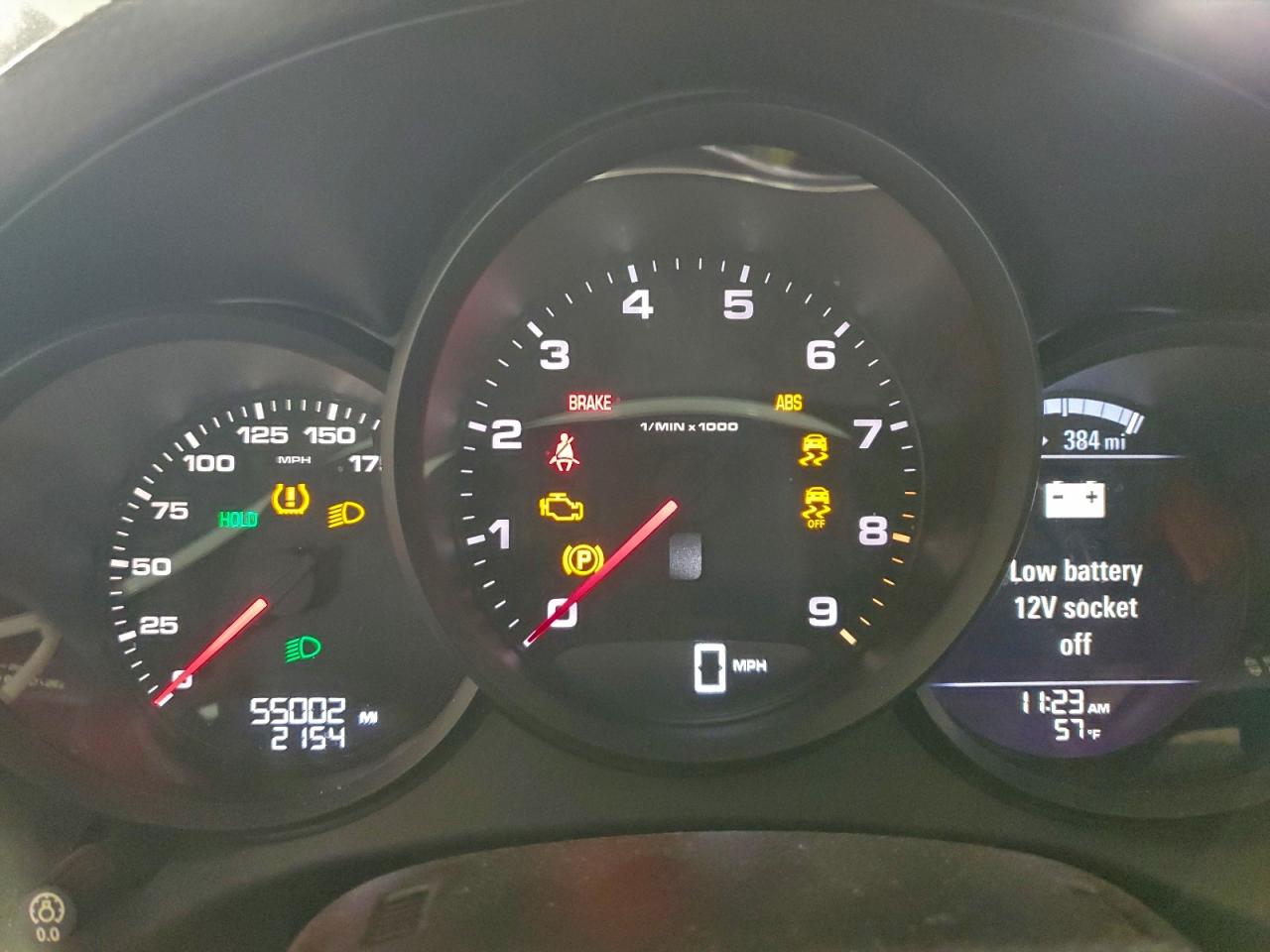 Porsche Cayman Image 9