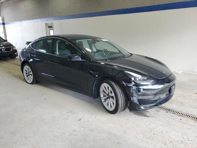 Tesla Model 3 Image 5